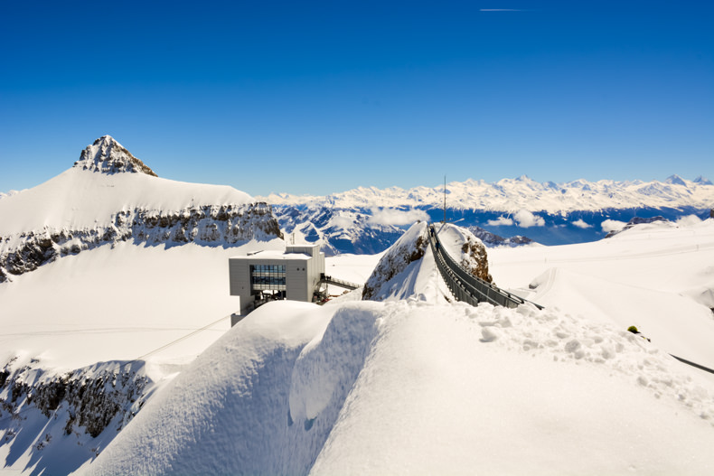 Peak Walk Glacier 3000