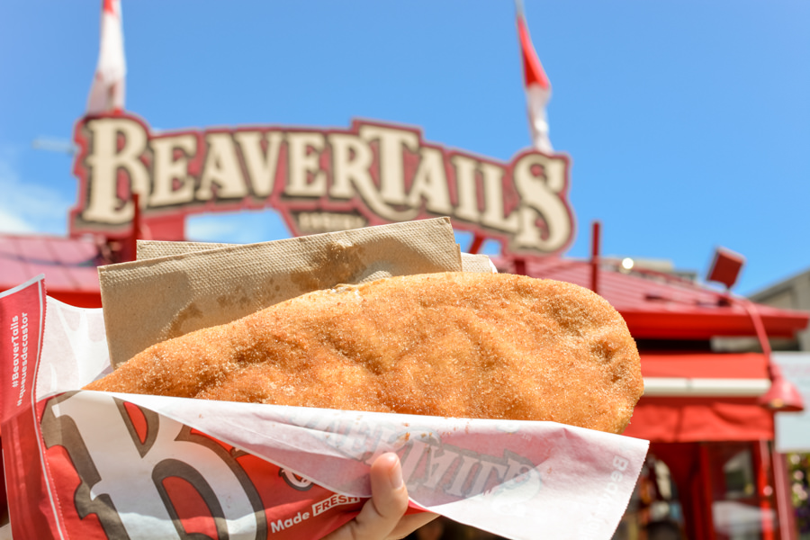 queue de castor Ottawa BeaverTails ByWard market