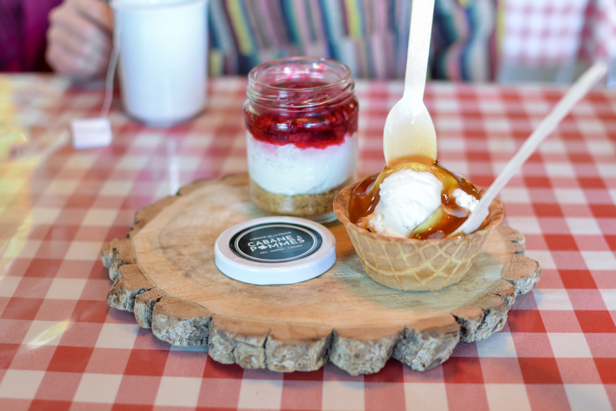 Labonté de la pomme Cabane à pommes gâteau au fromage cerises griottes