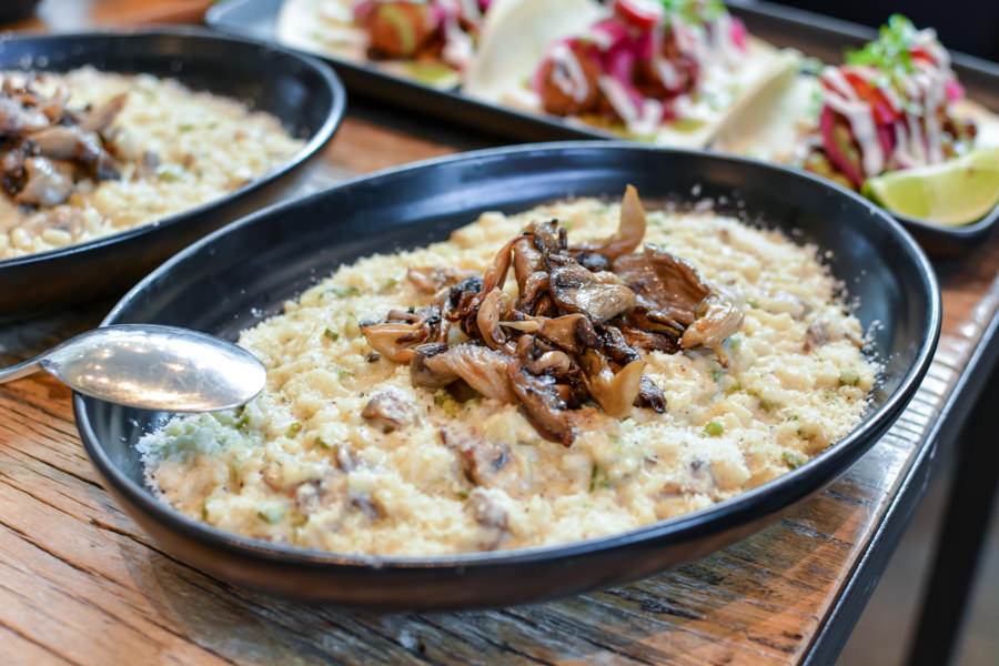 où manger à Laval LOV Centropolis